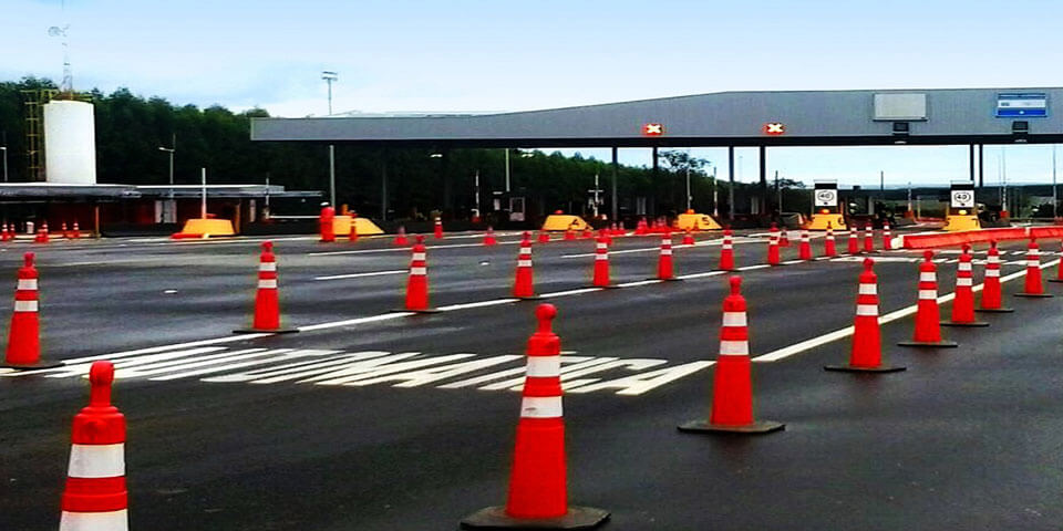 dispositivos auxiliares transito rodovia cones