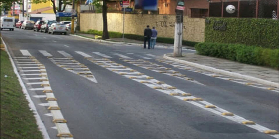 tudo sobre dispositivos auxiliares de transito viário